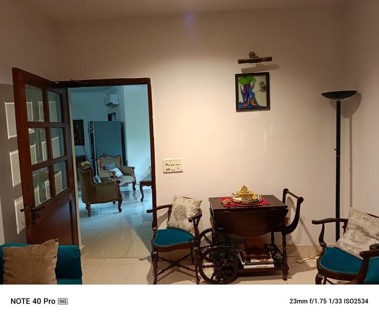 Gym, east of kailash 4 Bedroom 2700 Sq.Ft. Builder Floor In East Of Kailash Delhi 10403734