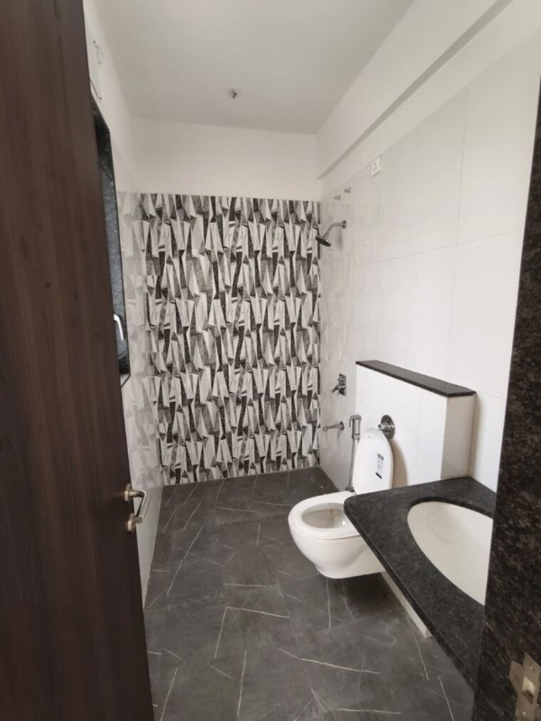 Bathroom, madhuvishwa-chs 2 Bedroom 1000 Sq.Ft. Apartment In Bavdhan Pune 10403759