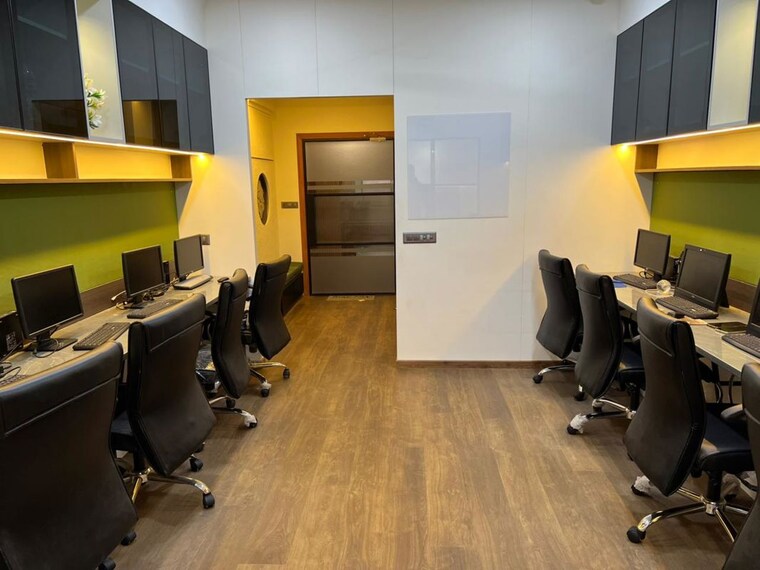 Team Area, gota Commercial Office Space 800 Sq.Ft. In Gota Ahmedabad 10403747