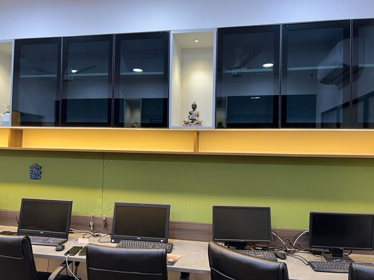 undefined, gota Commercial Office Space 800 Sq.Ft. In Gota Ahmedabad 10403747