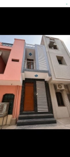 2 BHK Villa For Rent in Sector 47