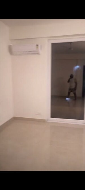 Room in 4 BHK Apartment at Preet Colony – for Sale