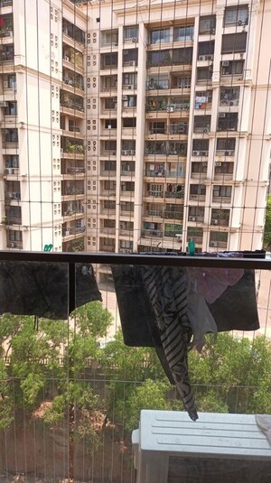 2 BHK Apartment – Exterior View View at Kandivali East - for Rent