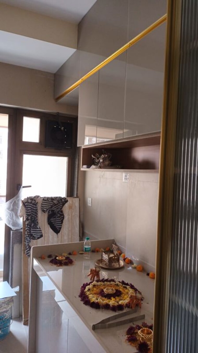 Team Area, kandivali east 2 Bedroom 860 Sq.Ft. Apartment In Kandivali East Mumbai 10403741