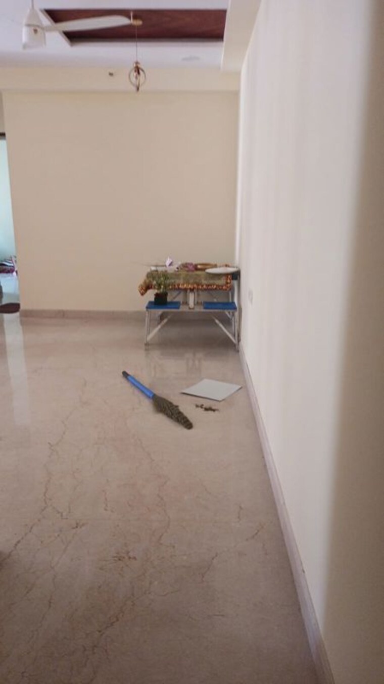 Room, kandivali east 2 Bedroom 860 Sq.Ft. Apartment In Kandivali East Mumbai 10403741