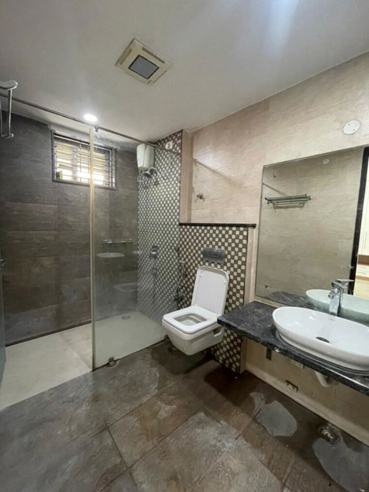 Bathroom, jubilee hills 3 Bedroom 3300 Sq.Ft. Apartment In Jubilee Hills Hyderabad 10403766