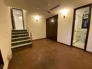 Room in 3 BHK Builder Floor at Dayanand Colony – for Sale