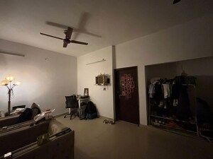 Living Room in 2 BHK Builder Floor at Mayfield Garden – for Rent