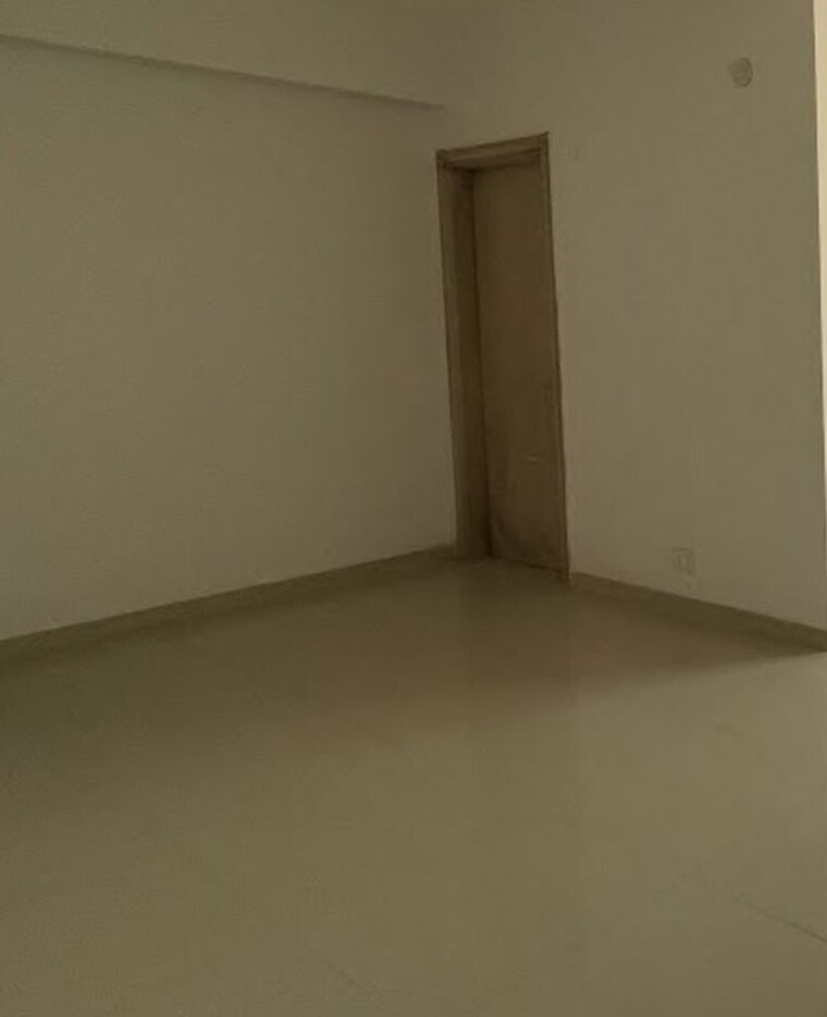 Room, dlf-new-town-heights-i 3.5 Bedroom 1930 Sq.Ft. Apartment In Sector 90 Gurgaon 10403776