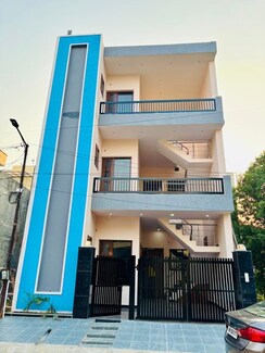 6+ BHK Independent House For Sale in Kharar Mohali Road