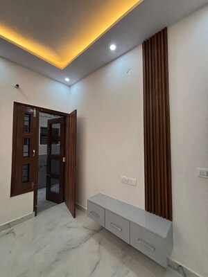 Room in 6+ BHK Independent House at Kharar Mohali Road – for Sale