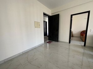 Room in 3 BHK Apartment at ATS Golf Meadows Lifestyle, Central Derabassi – for Rent