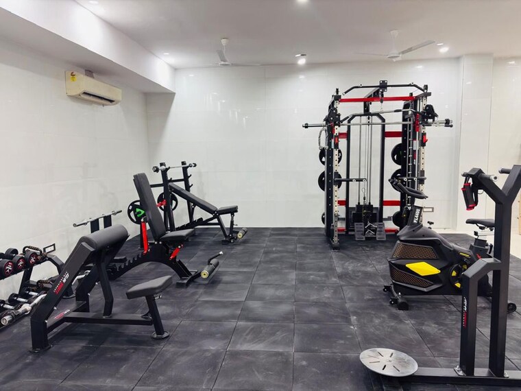 Gym, kanhai 1 Bedroom 550 Sq.Ft. Builder Floor In Kanhai Gurgaon 10403951