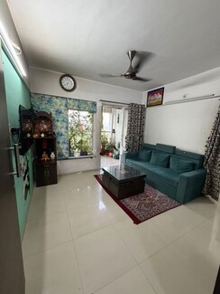 2 BHK Apartment For Rent in Mantra Insignia