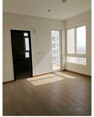 Room in 2 BHK Apartment at Hero Homes Gurgaon, Sector 104 – for Sale