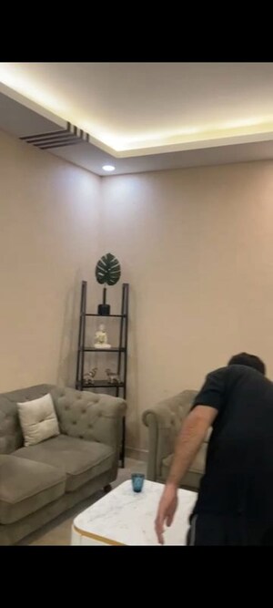 Living Room in 3 BHK Builder Floor at Sector 57 – for Rent