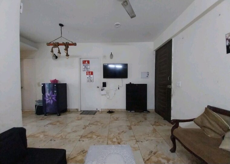 Living Room, ska-metro-ville 2 Bedroom 920 Sq.Ft. Apartment In Eta Ii Greater Noida Greater Noida 10404000