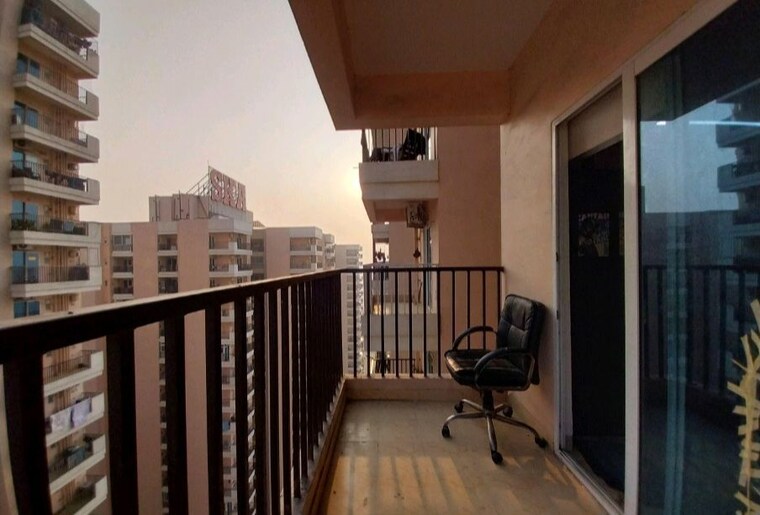 Balcony, ska-metro-ville 2 Bedroom 920 Sq.Ft. Apartment In Eta Ii Greater Noida Greater Noida 10404000