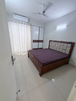 1 RkApartment For Rent in Home Town