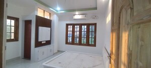 Room in 2 BHK Apartment at RKB Residency, Geeta Nagar – for Rent