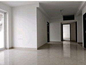 Room in 3 BHK Apartment at Hero Homes Gurgaon, Sector 104 – for Sale