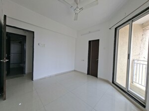Room in 4 BHK Apartment at Oval Apartments, Kharghar – for Sale
