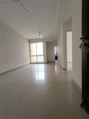 Room in 3 BHK Apartment at Sare New Launch, Sector 92 – for Sale