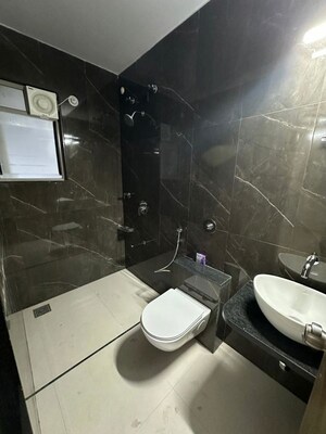 Team Area in 4 BHK Apartment at Choice QUE 914, Keshav Nagar – for Rent