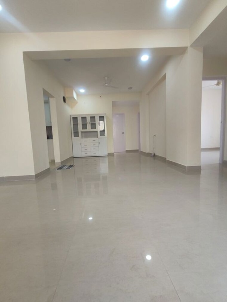 Room, sare-olympia 4 Bedroom 2050 Sq.Ft. Apartment In Sector 92 Gurgaon 10404097