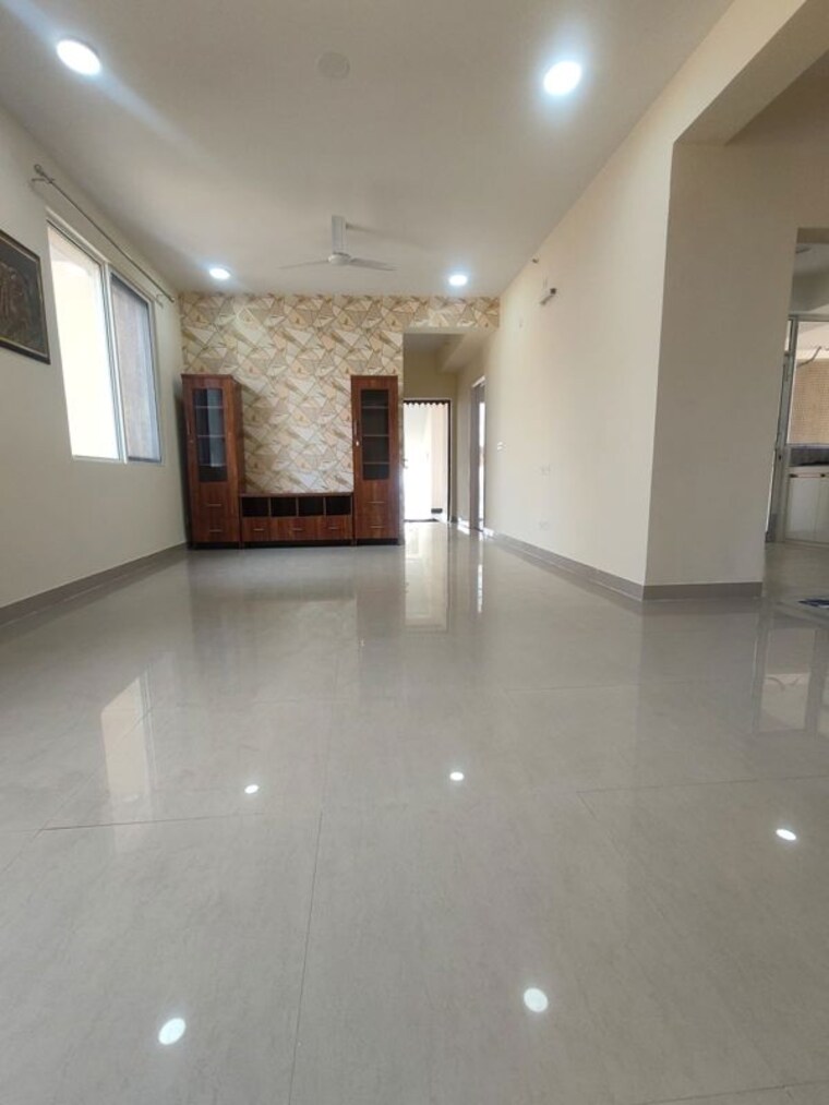 Room, sare-olympia 4 Bedroom 2050 Sq.Ft. Apartment In Sector 92 Gurgaon 10404097