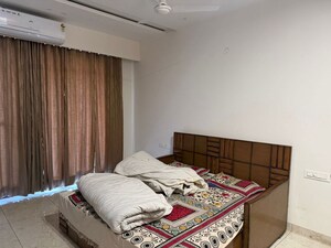 Bedroom in 3 BHK Builder Floor at Sector 4 – for Rent