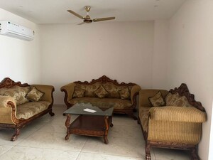 Living Room in 3 BHK Builder Floor at Sector 4 – for Rent
