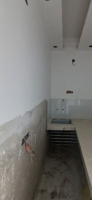 Bathroom in 4 BHK Independent House at Molarband Extension – for Sale