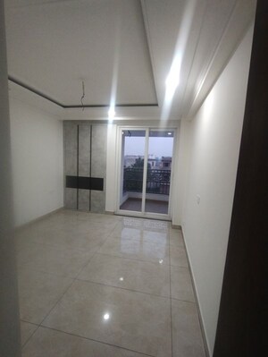Room in 3 BHK Apartment at Ambala Highway – for Sale