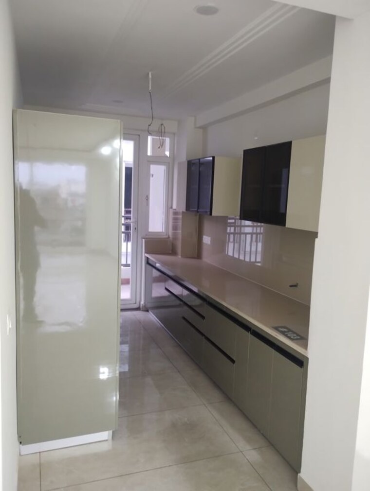 Kitchen, ambala highway 3 Bedroom 2025 Sq.Ft. Apartment In Ambala Highway Zirakpur 10379421