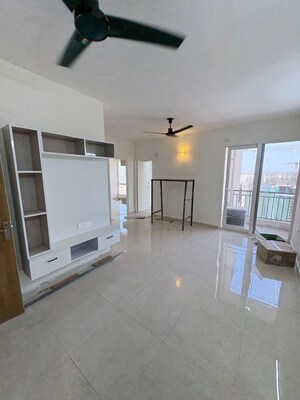 2 BHK Apartment For Rent in Signature The Millennia 3, Sector 37d