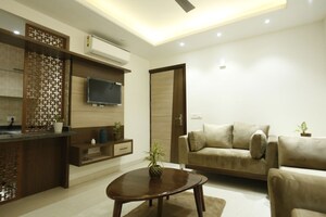 Living Room in 1 BHK Builder Floor at DLF Atria, Dlf Phase ii – for Rent