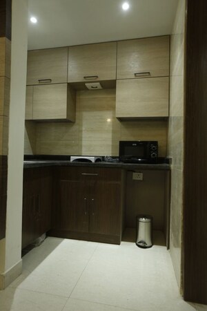 Kitchen in 1 BHK Builder Floor at DLF Atria, Dlf Phase ii – for Rent