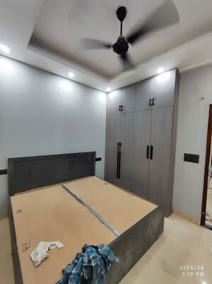 Bedroom in 2 BHK Builder Floor at Sector 40 – for Rent