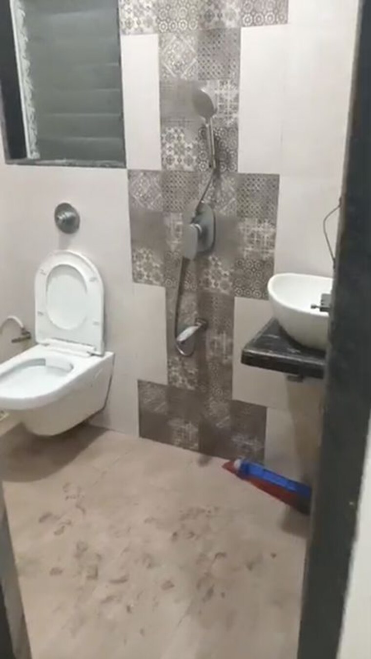 Bathroom, kyraa-ariso-apartment 2 Bedroom 740 Sq.Ft. Apartment In Chembur Mumbai 10404216