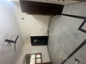 Room in 3.5 BHK Builder Floor at Sector 15 ii – for Rent