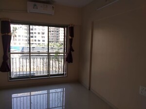 Room in 2 BHK Apartment at Andheri West – for Sale