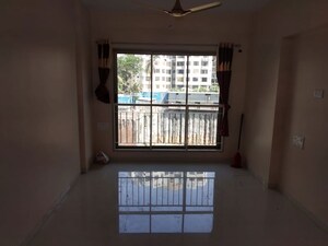 Room in 2 BHK Apartment at Andheri West – for Sale