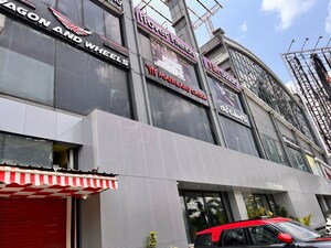  Showroom For Rent in Dhoot Silver Spring West, Beliaghata