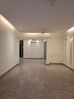 4 BHK + Servant Room,Study Room Builder Floor For Rent in New Friends Colony