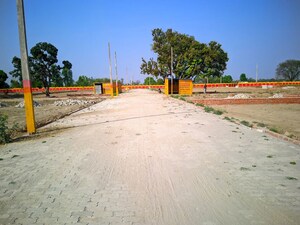   Plot at Shuklaganj – for Sale
