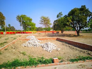  Plot For Sale in Shuklaganj
