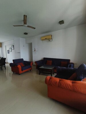 Team Area in 4 BHK Apartment at Shagoofa CHS, Nerul – for Rent