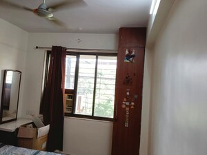 Bedroom in 2 BHK Apartment at Sindhi Society, Chembur – for Rent