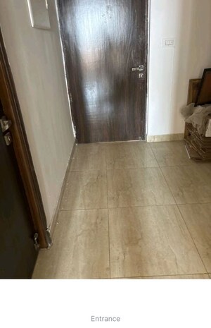Room in 3 BHK Apartment at Sector 82 – for Rent
